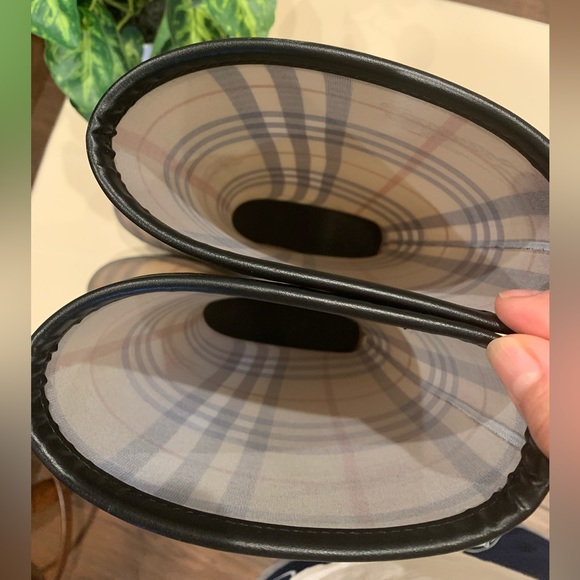 Burberry Plaid Rubber Calf High Leather Trim Rain Boots Size 38 - Picture 5 of 7